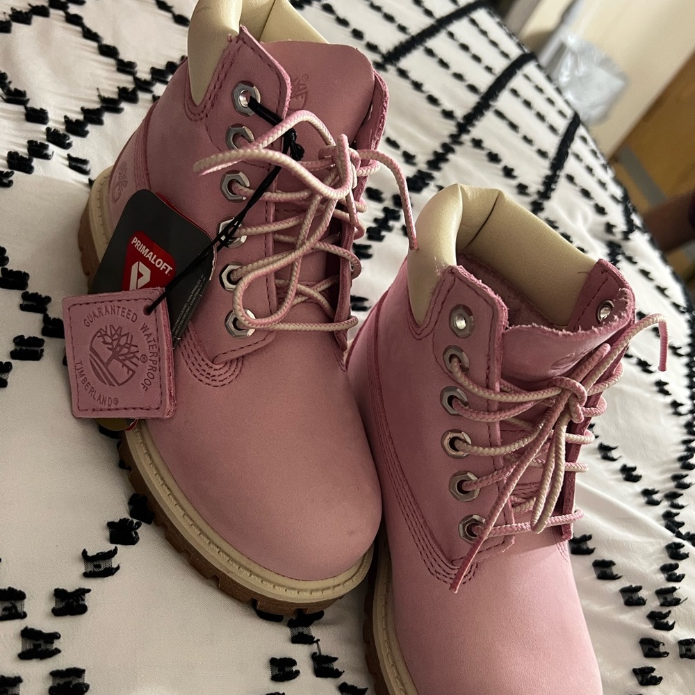 Brand new with tags never worn size 11 in toddler
